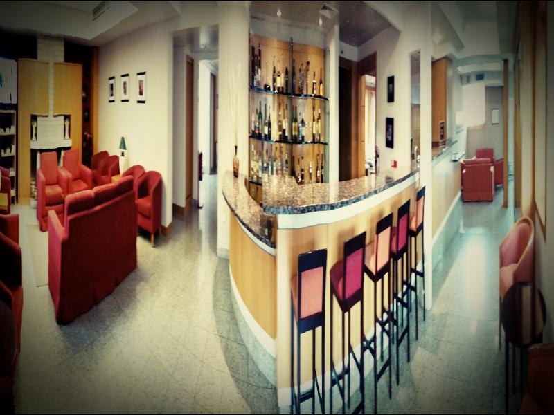 Quality Inn Montalegre Eksteriør billede